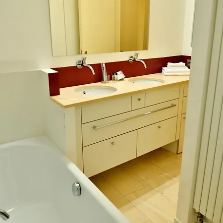 Easyhomes - Bianca Di Savoia