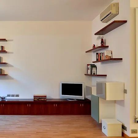 Easyhomes - Bianca Di Savoia